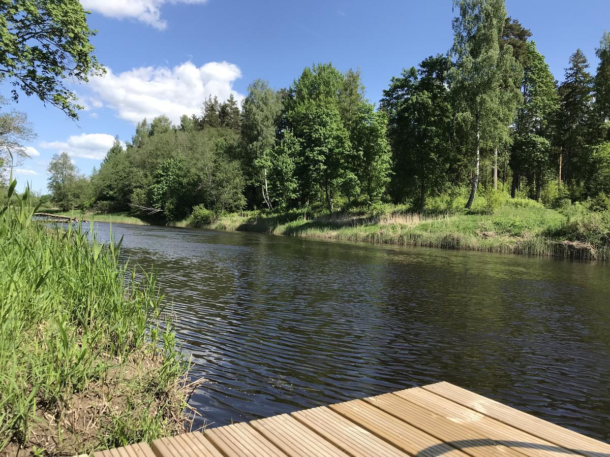 Piesta Riverside Cottage In Soomaa Region Kullimaa 外观 照片